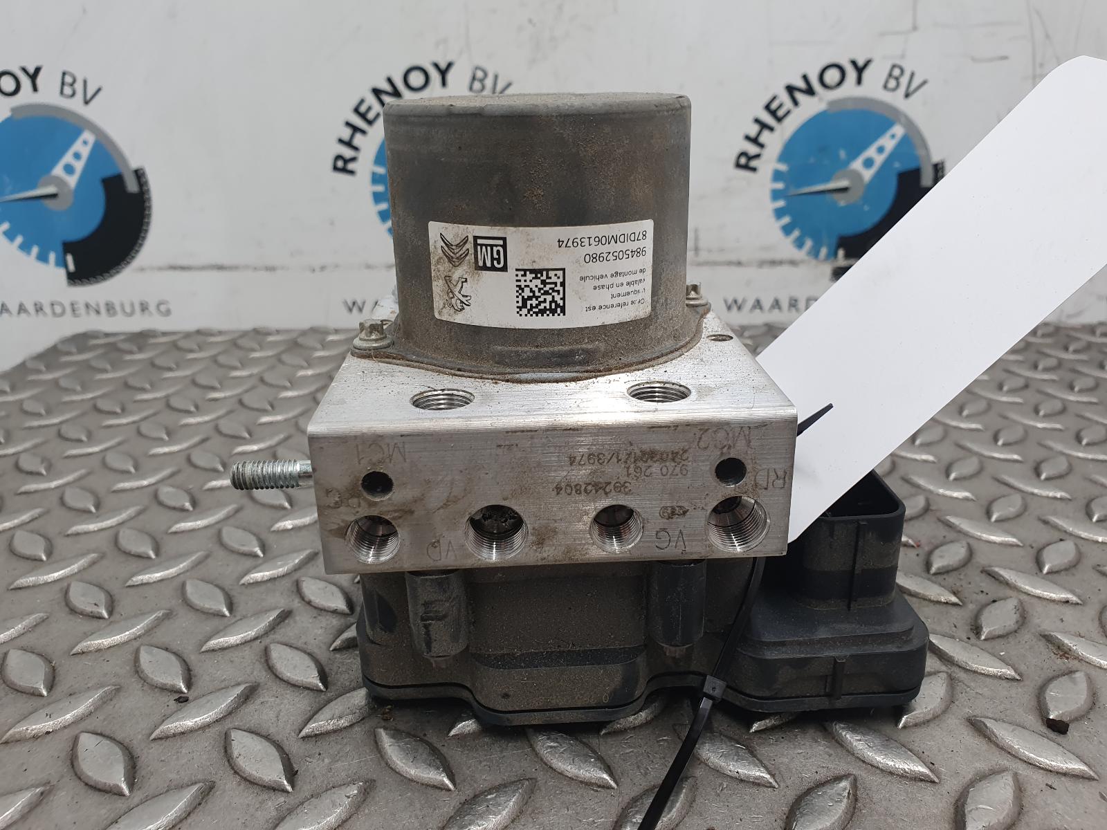 Bekijk Auto-onderdeel ABS POMP  CITROEN C3 2024