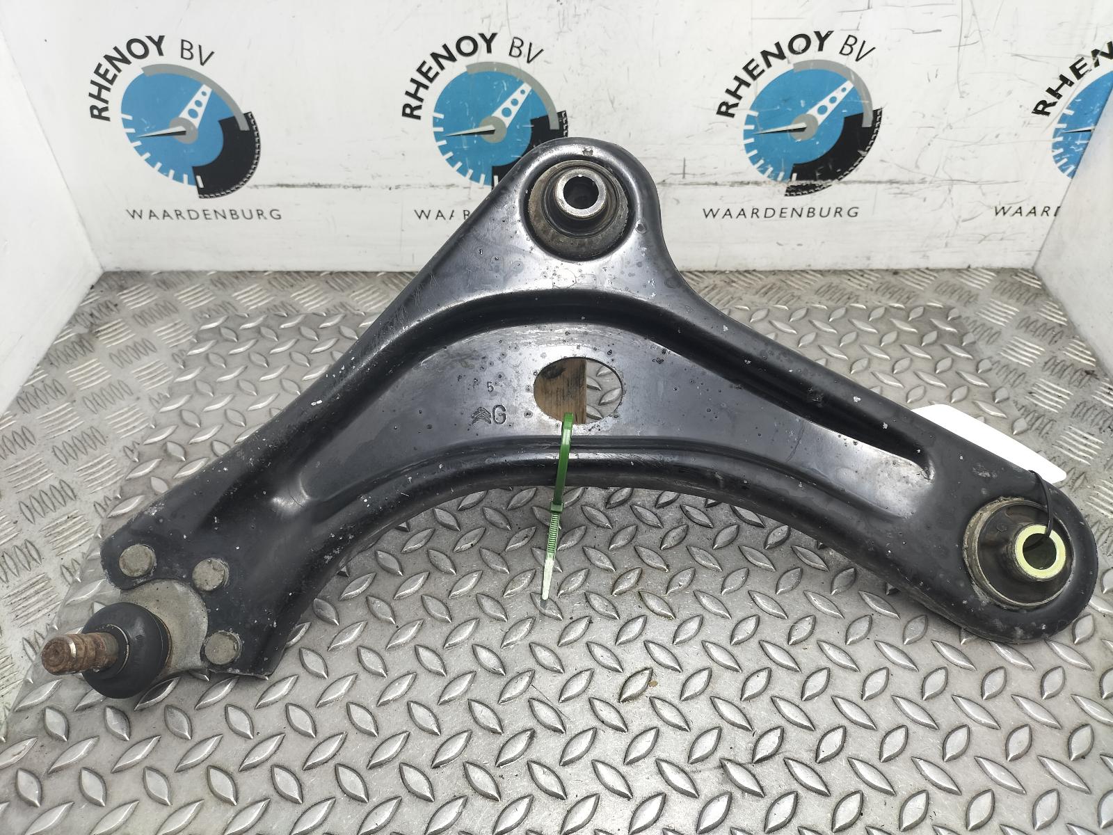 Bekijk Auto-onderdeel DRAAGARM ONDER LV CITROEN C3 2024