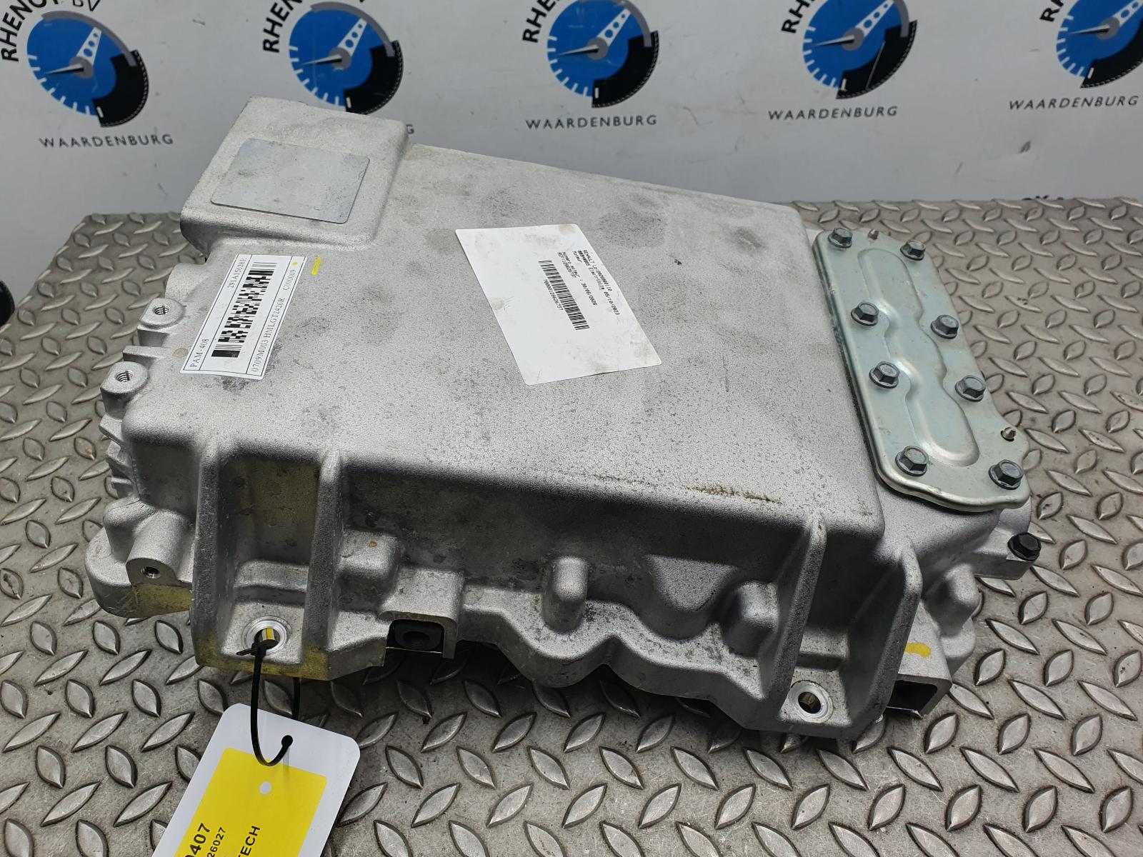 Bekijk Auto-onderdeel EV / HYBRIDE ELEKTRONISCHE OMVORMER RENAULT MEGANE E-TECH 2023