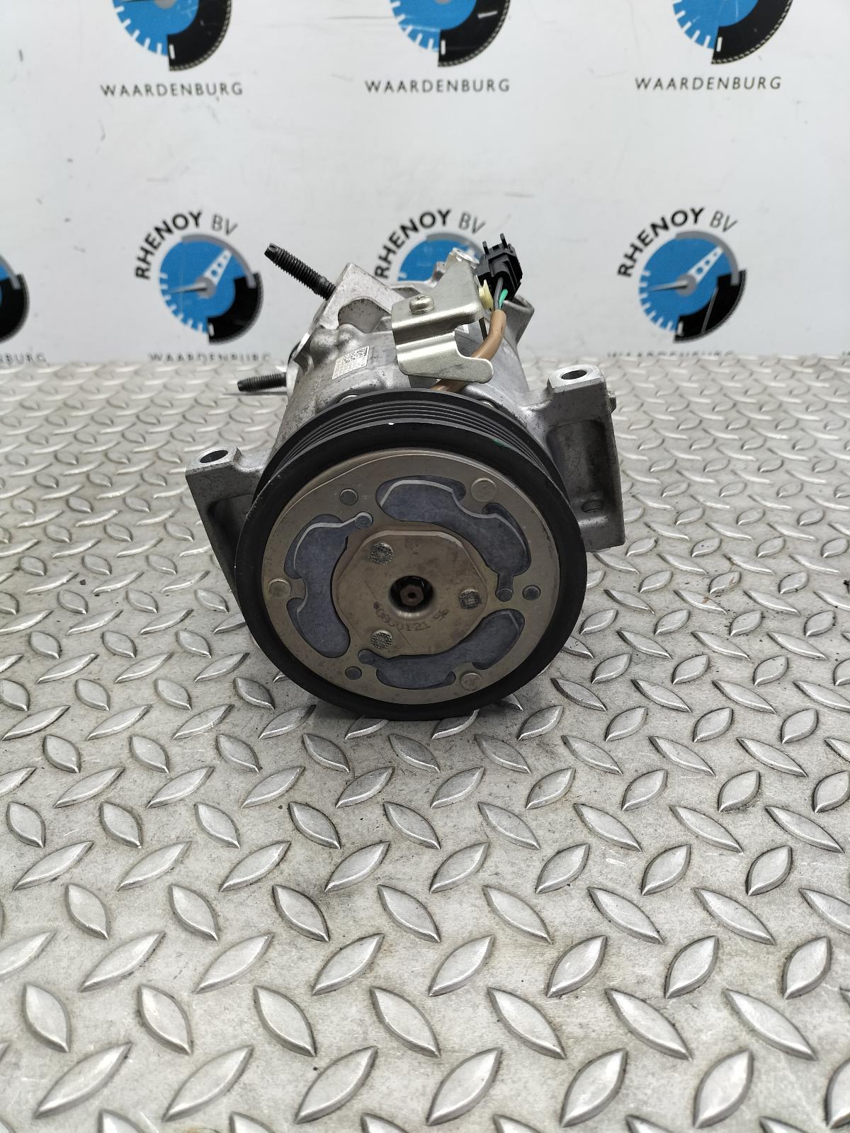 Bekijk Auto-onderdeel AIRCO COMPRESSOR / AIRCOPOMP FORD FOCUS 2018