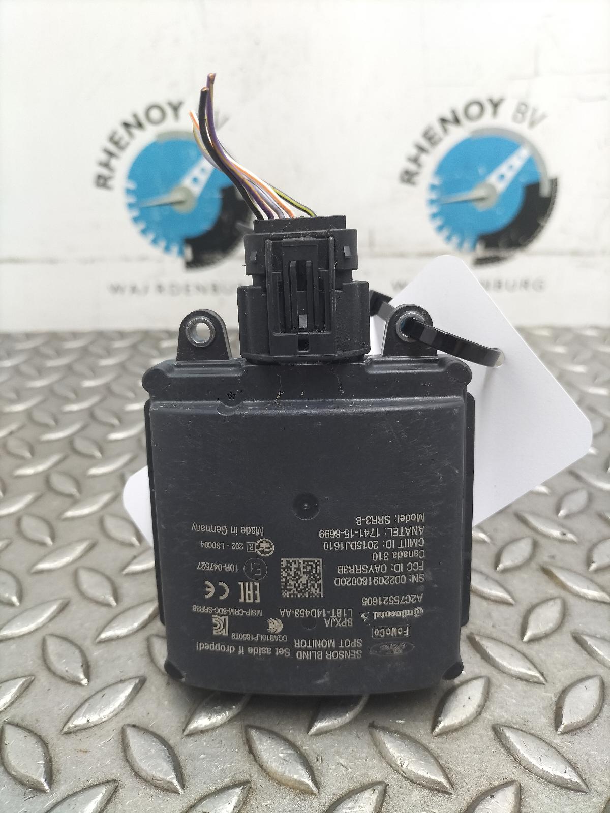 Bekijk Auto-onderdeel SENSOR RADAR FORD FIESTA 2020
