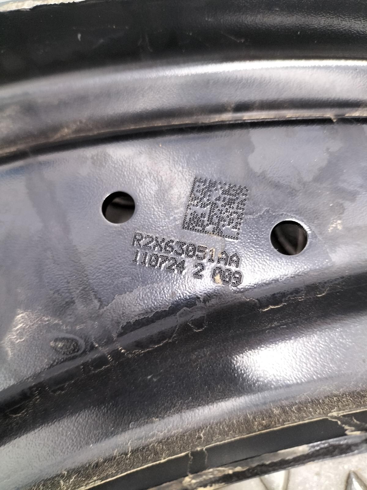 View Auto part DRAAGARM ONDER LV FORD TRANSIT COURIER 2024