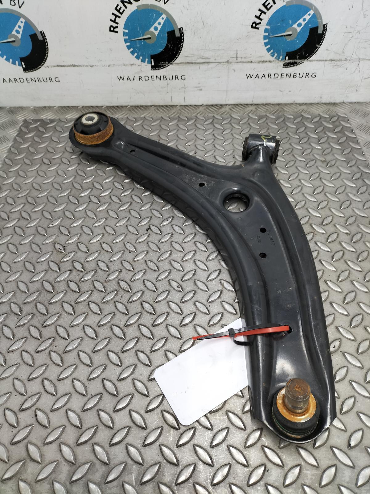 Bekijk Auto-onderdeel DRAAGARM ONDER RV FORD TRANSIT COURIER 2024