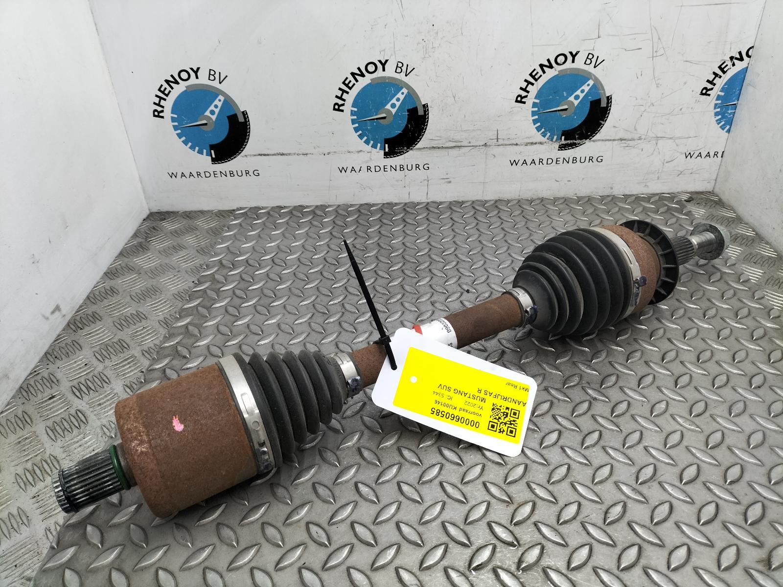 View Auto part AANDRIJFAS R FORD MUSTANG SUV 2022
