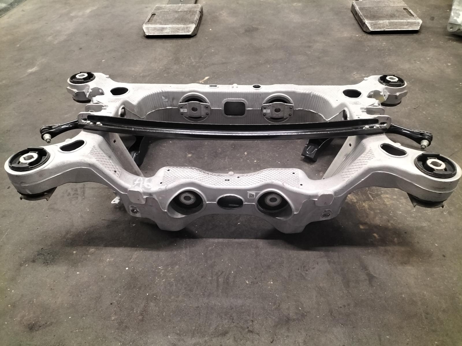 View Auto part SUBFRAME ACHTER FORD MUSTANG SUV 2022
