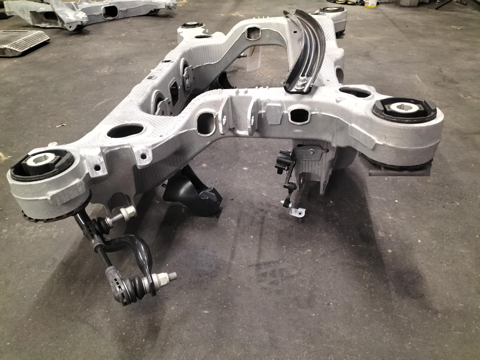 View Auto part SUBFRAME ACHTER FORD MUSTANG SUV 2022