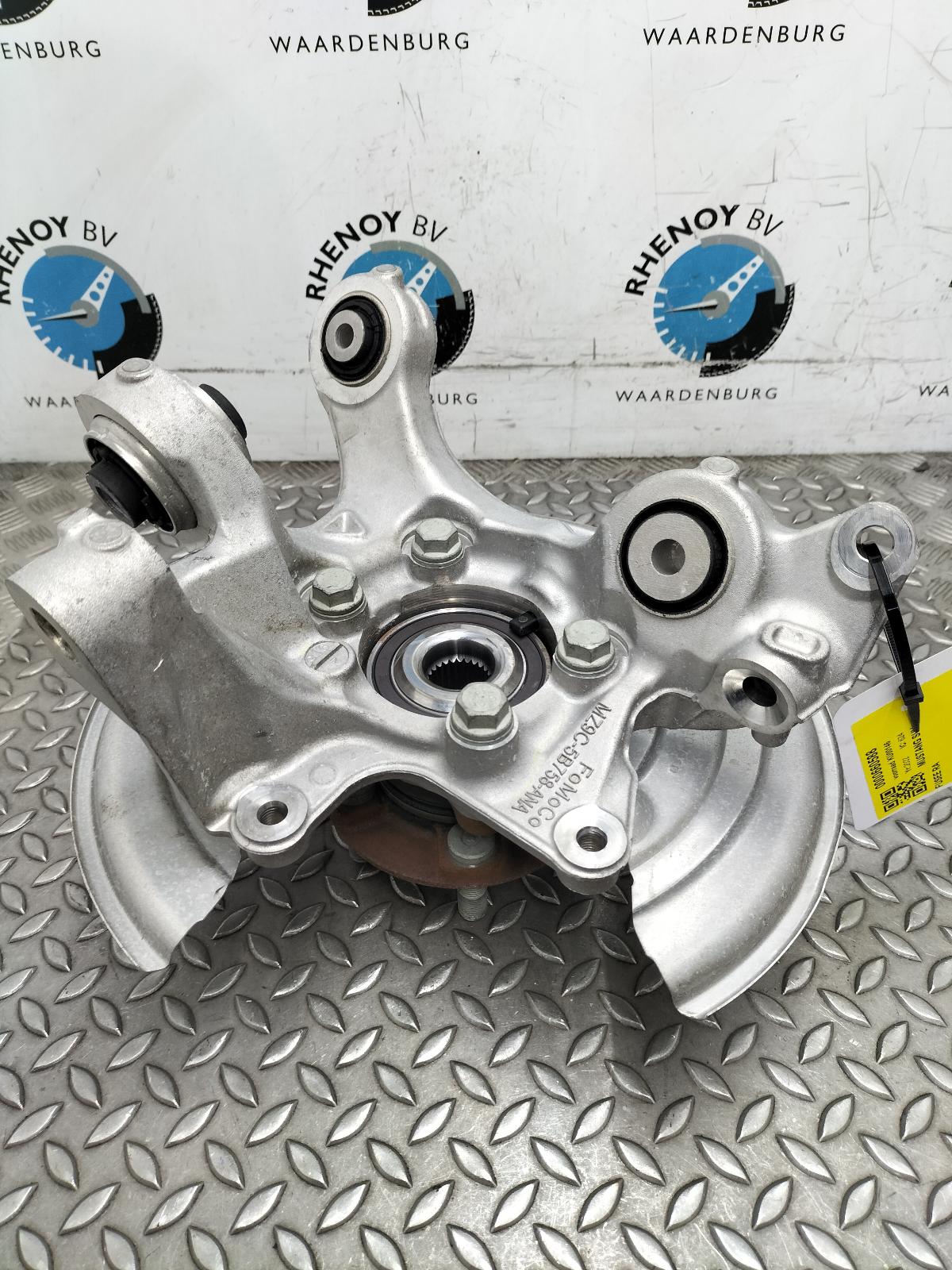 View Auto part RR Hub/Stub Axle Assembly FORD MUSTANG SUV 2022