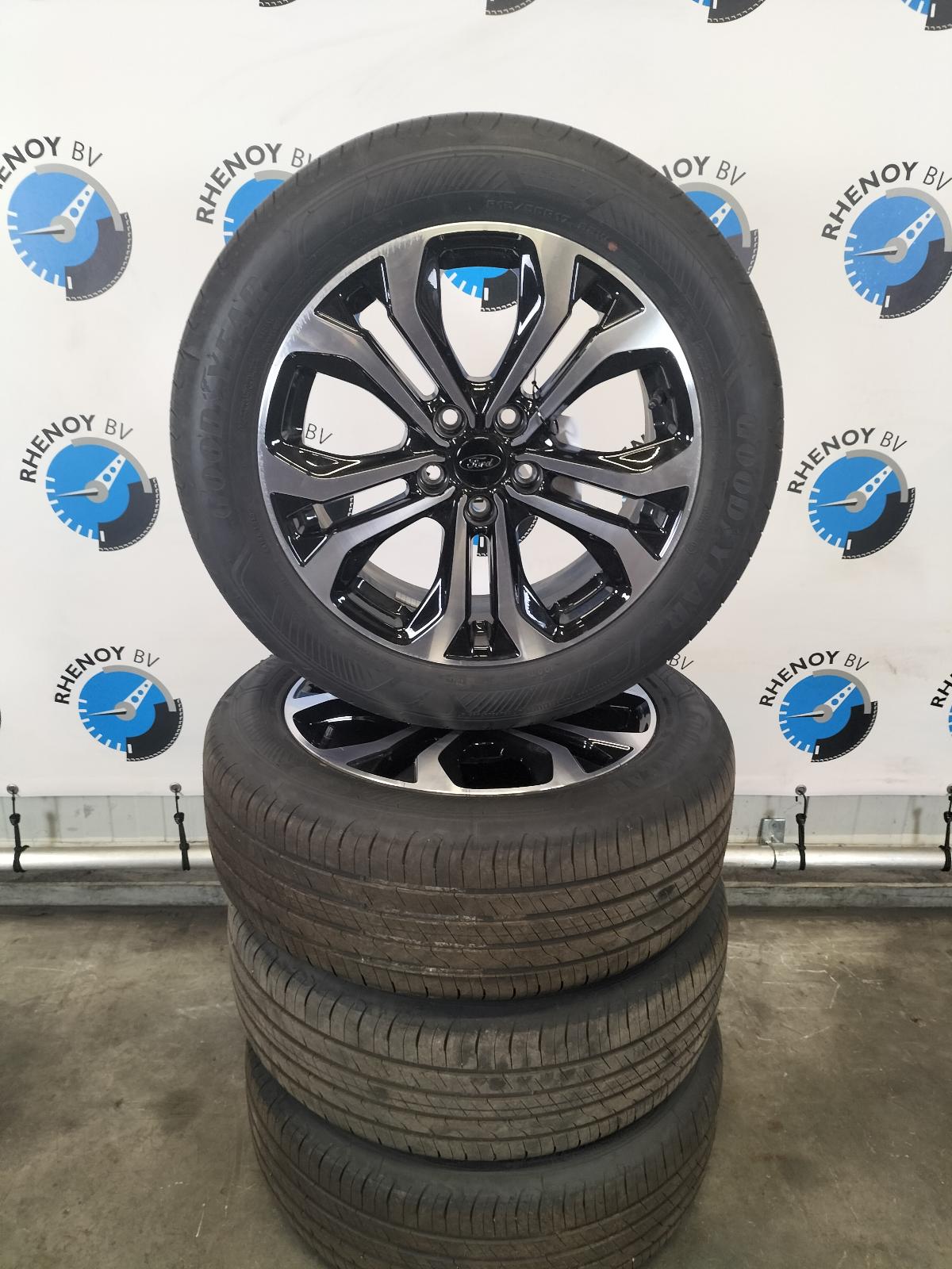 Bekijk Auto-onderdeel VELGEN SET FORD PUMA 2024