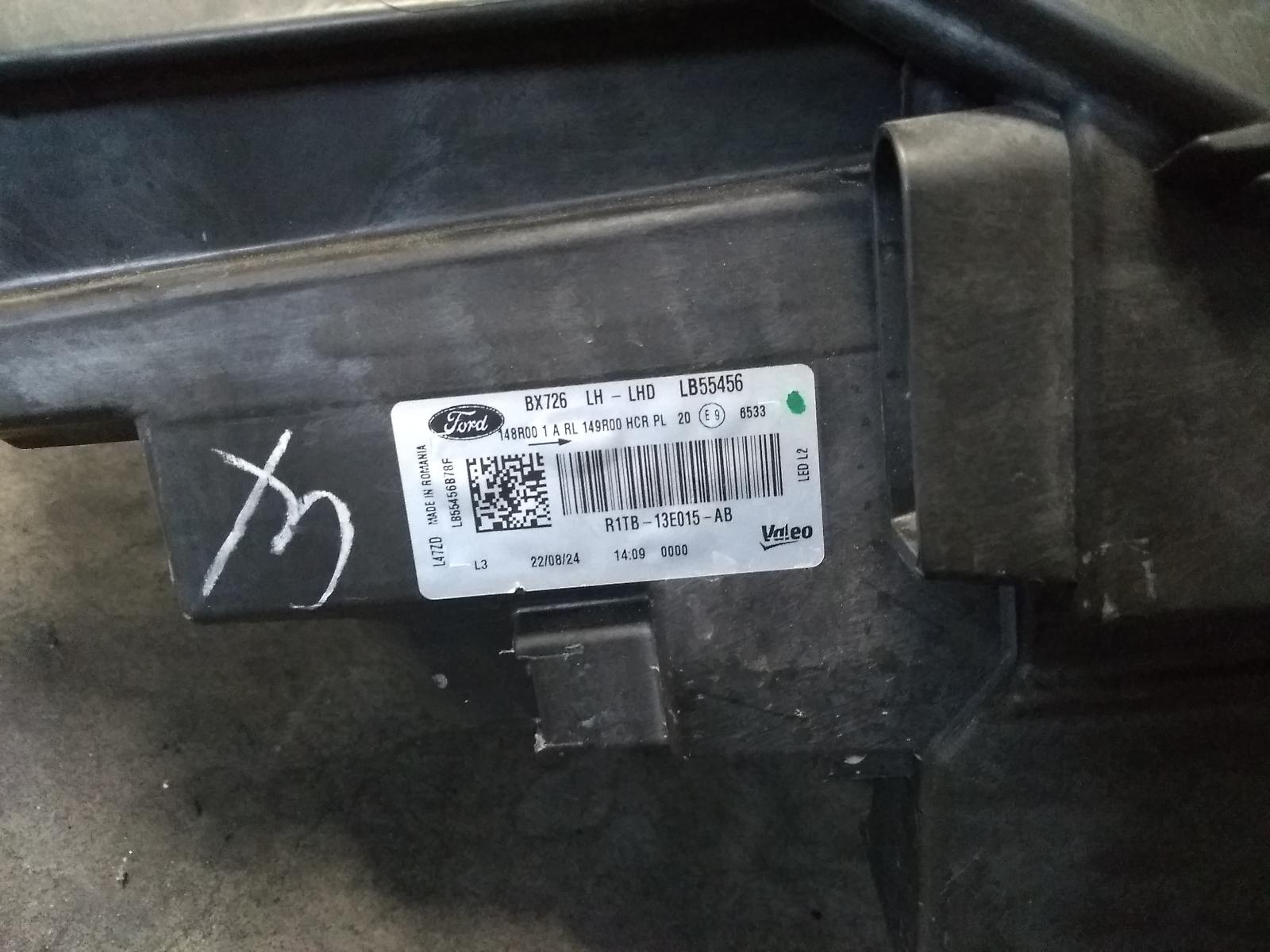 View Auto part VOORKOP COMPLEET FORD PUMA 2024