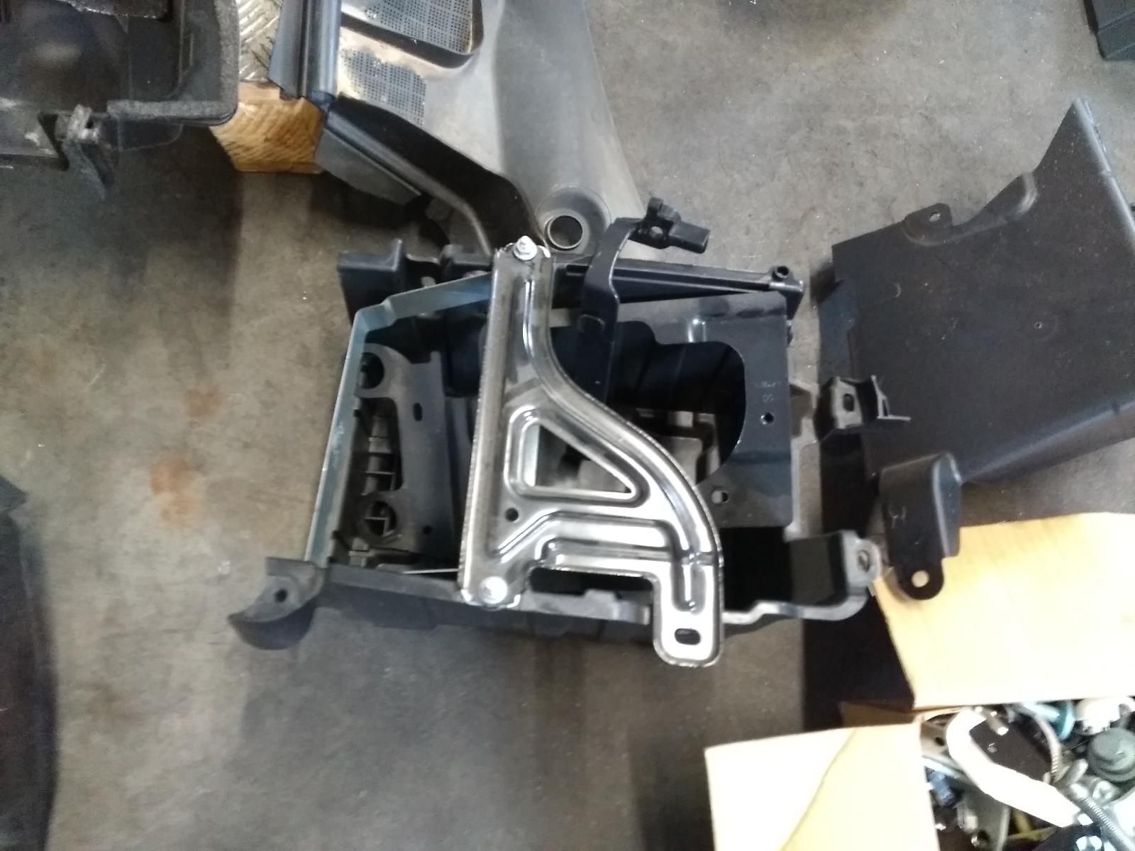 View Auto part VOORKOP COMPLEET FORD PUMA 2024