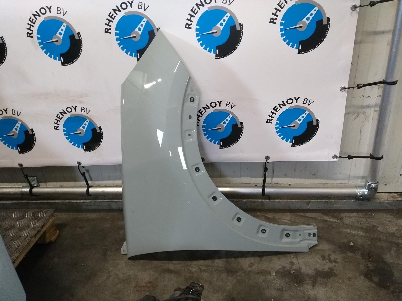 View Auto part VOORKOP COMPLEET FORD PUMA 2024