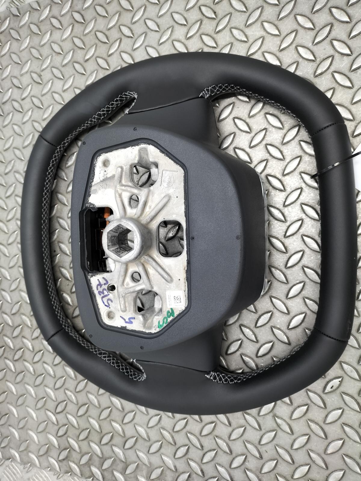 View Auto part STUURWIEL FORD PUMA 2024