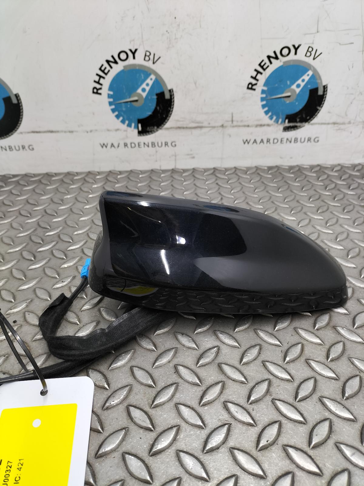 View Auto part ANTENNE FORD PUMA 2024