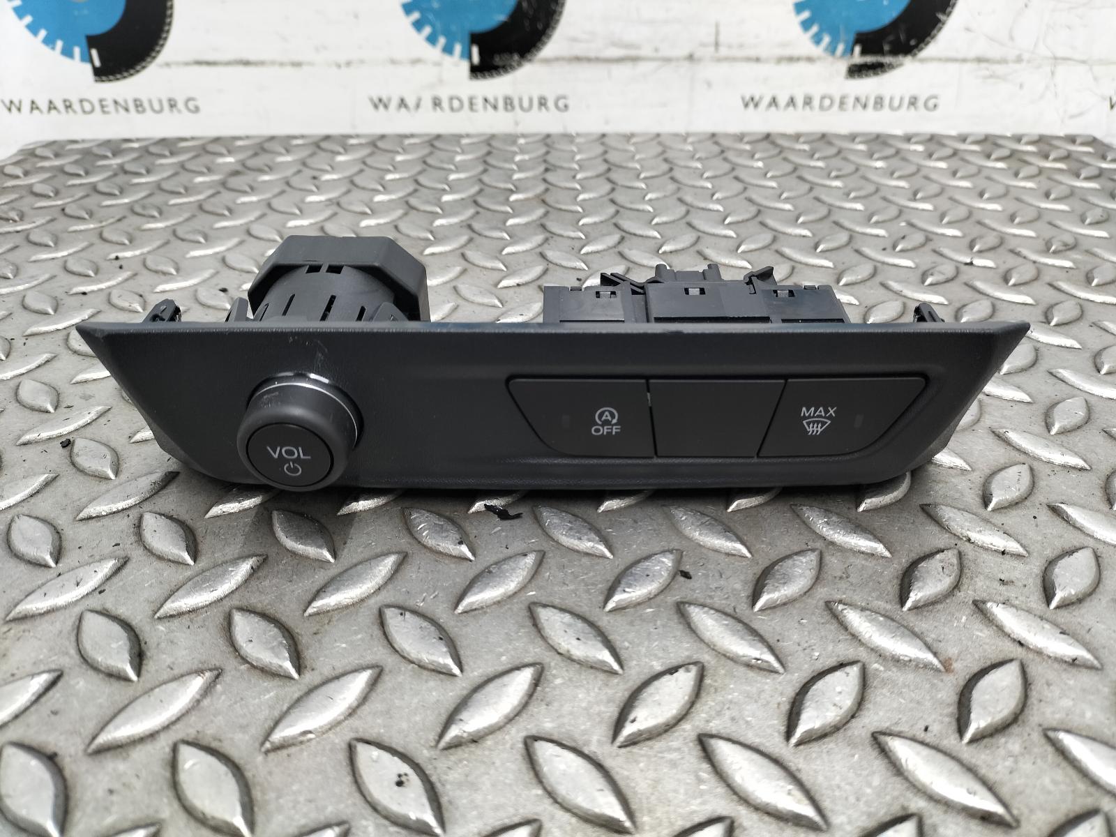 View Auto part NAVIGATIE FORD PUMA 2024