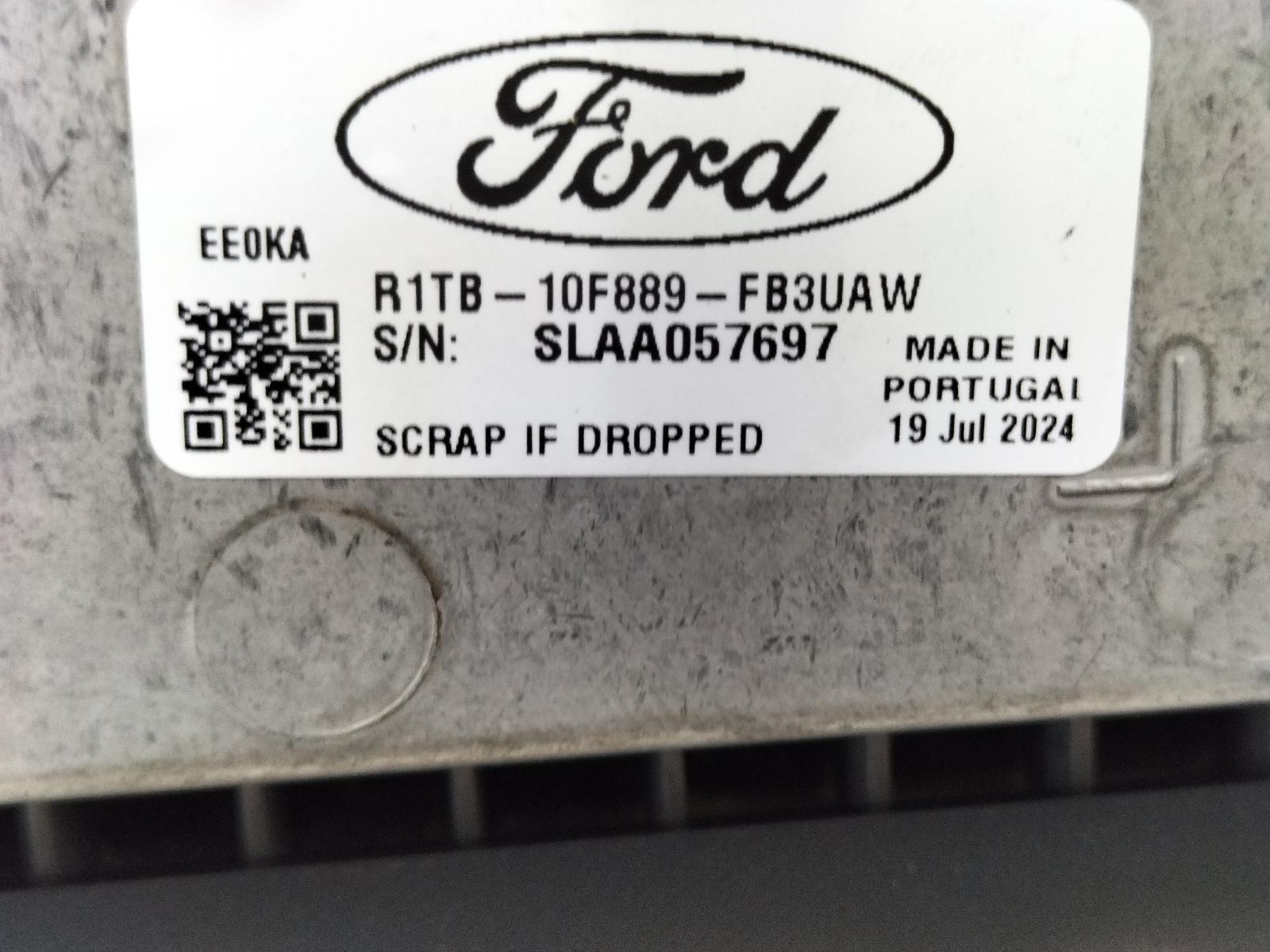 View Auto part KLOKKENPANEEL FORD PUMA 2024