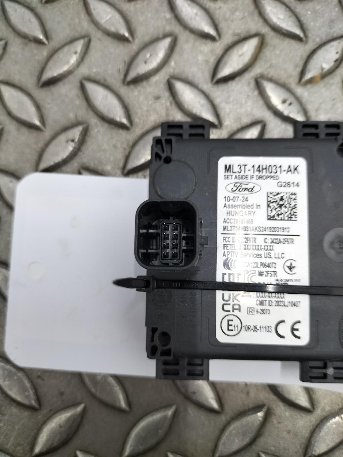 View Auto part SENSOR RADAR FORD PUMA 2024