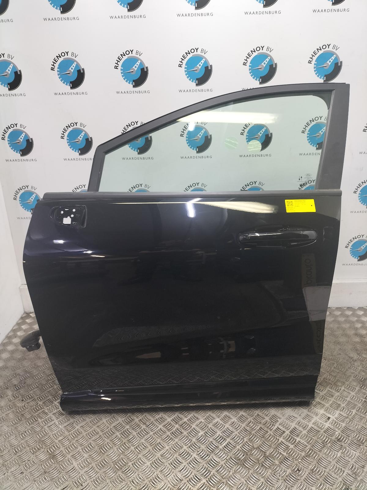 Bekijk Auto-onderdeel PORTIER LV  FORD PUMA 2024