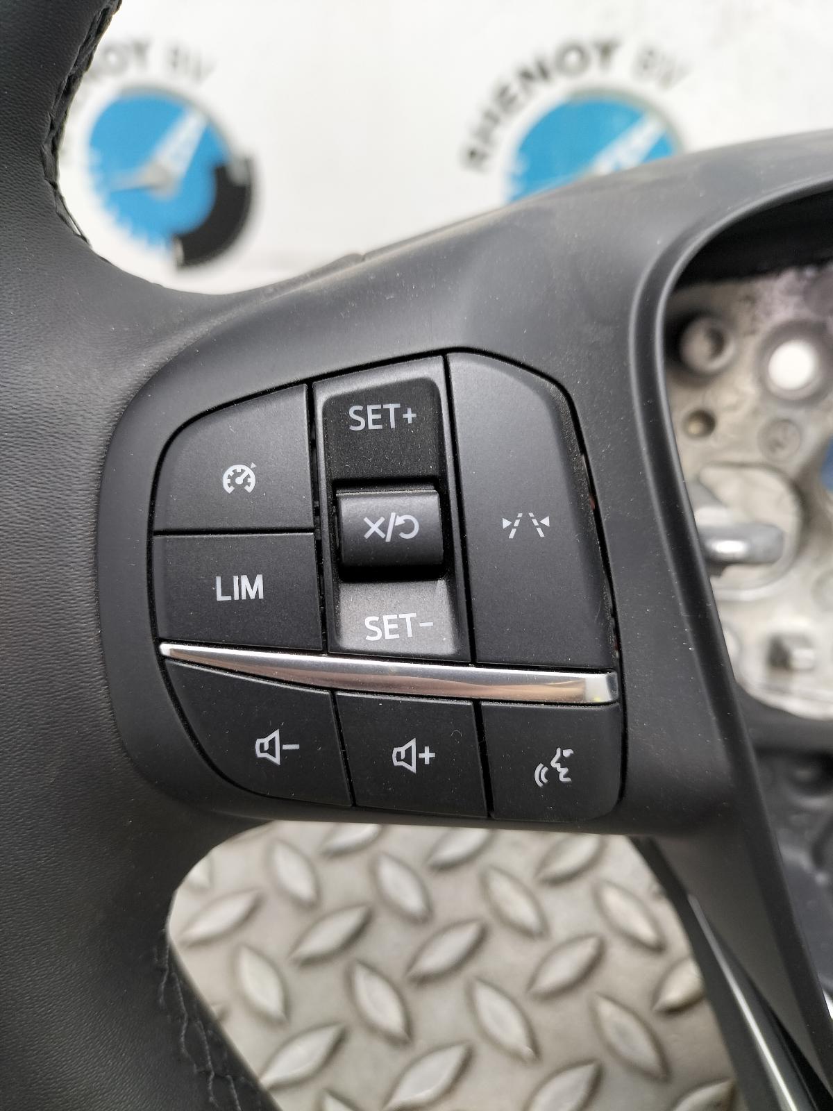 2024 FORD TOURNEO COURIER STUURWIEL View Auto part STUURWIEL FORD TOURNEO COURIER 2024