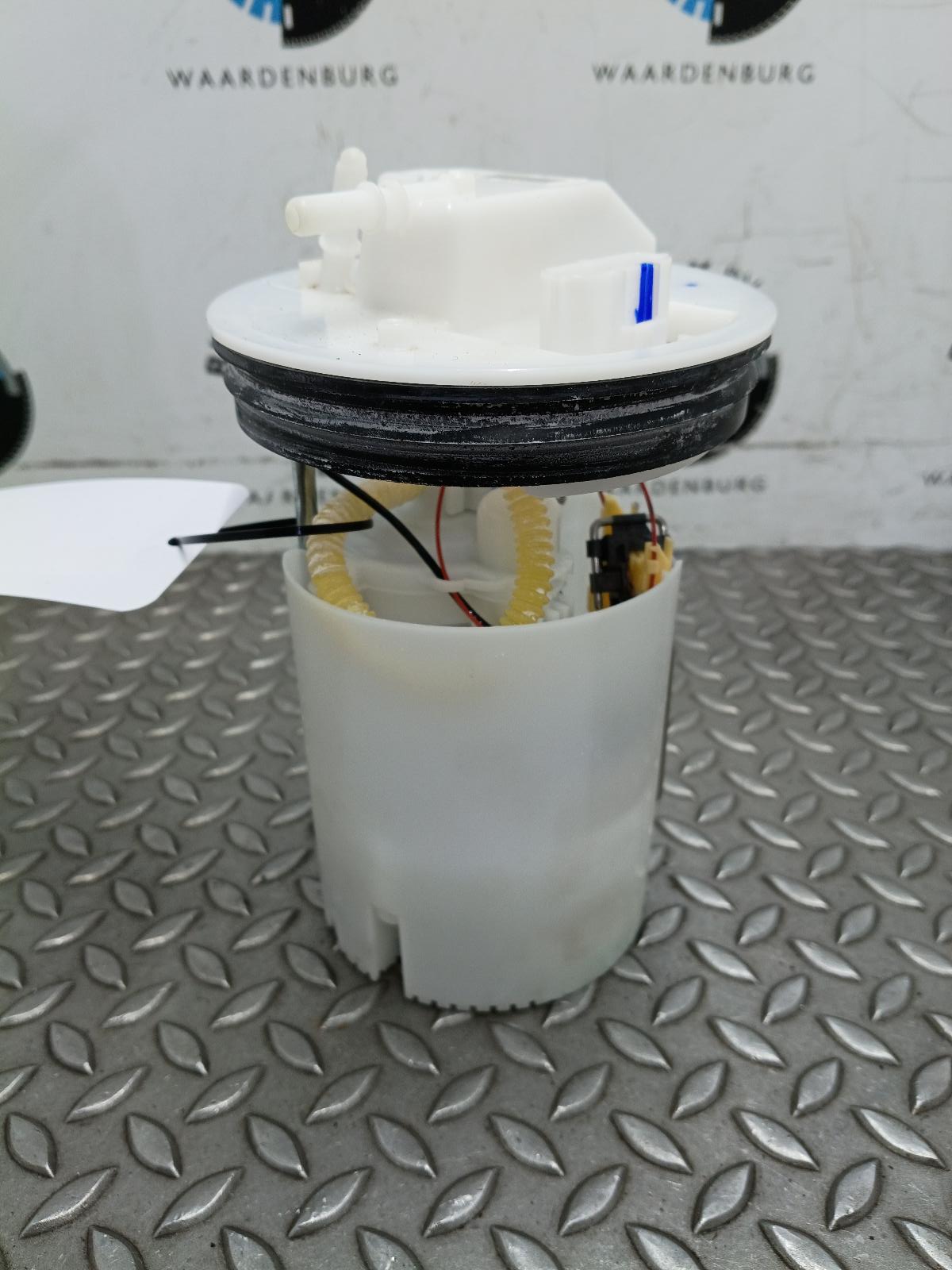 2024 FORD TOURNEO COURIER BRANDSTOF POMP (IN TANK) View Auto part BRANDSTOF POMP (IN TANK) FORD TOURNEO COURIER 2024
