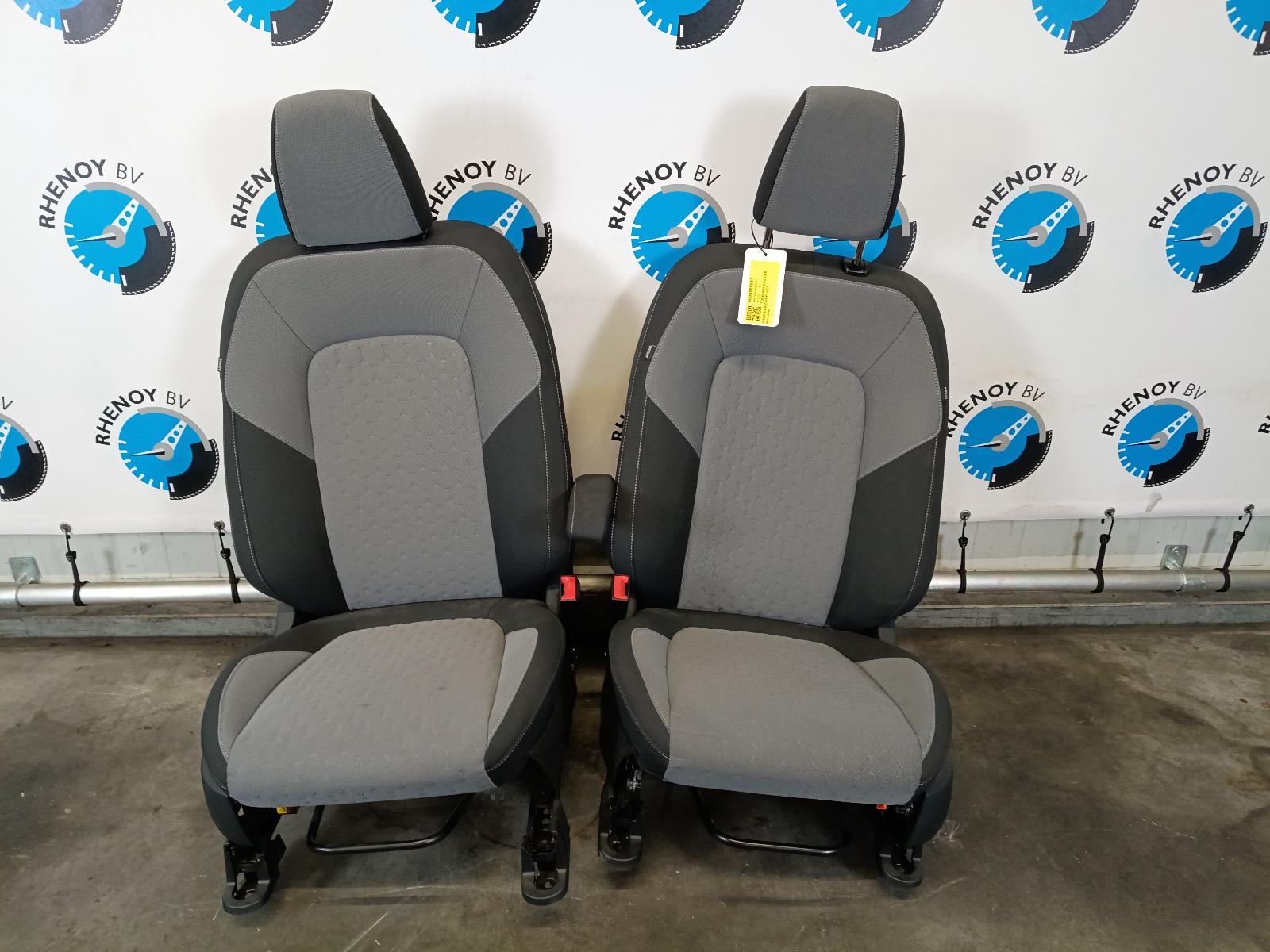 2024 FORD TOURNEO COURIER INTERIEUR COMPLEET View Auto part INTERIEUR COMPLEET FORD TOURNEO COURIER 2024