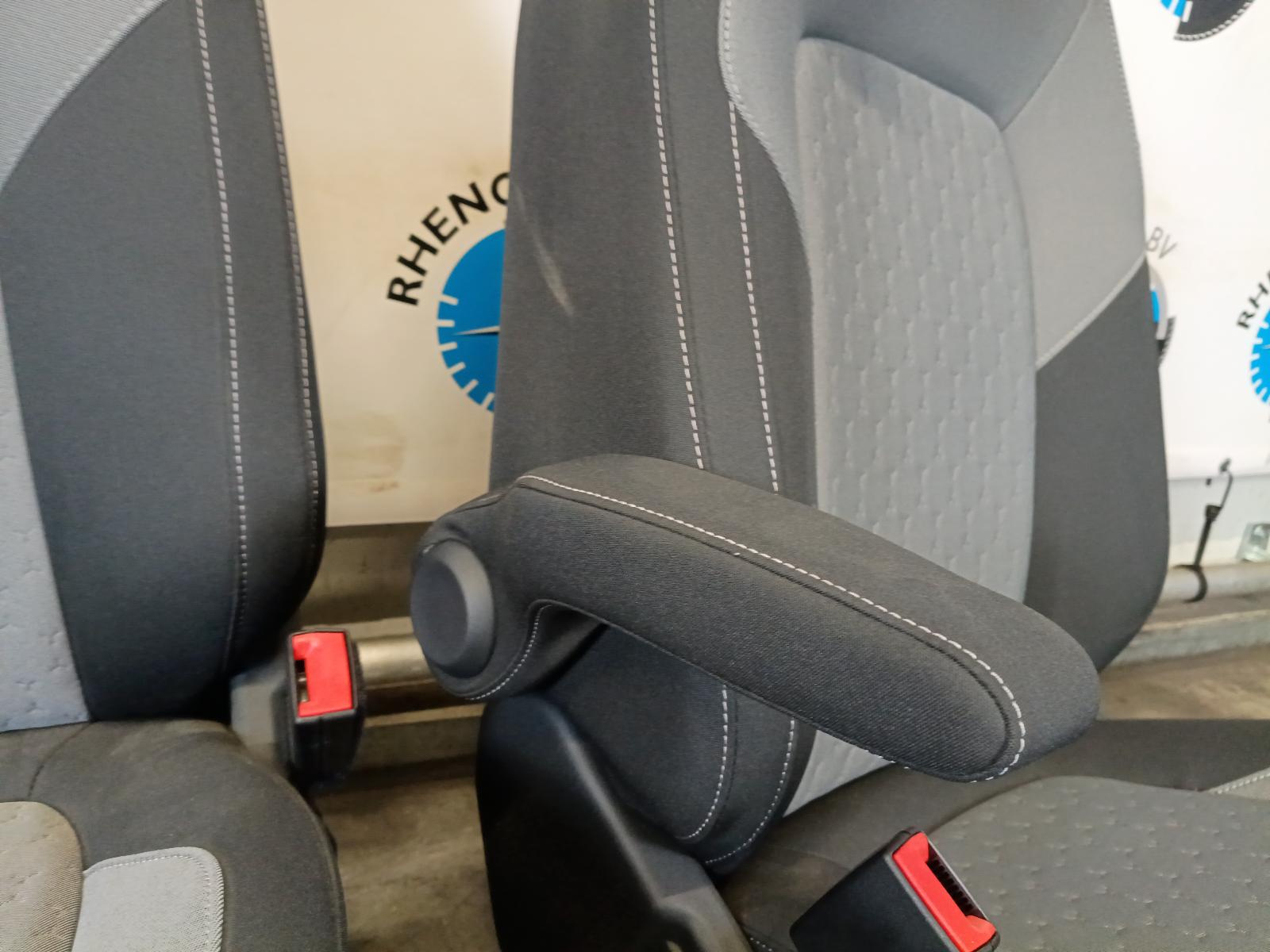 2024 FORD TOURNEO COURIER INTERIEUR COMPLEET View Auto part INTERIEUR COMPLEET FORD TOURNEO COURIER 2024