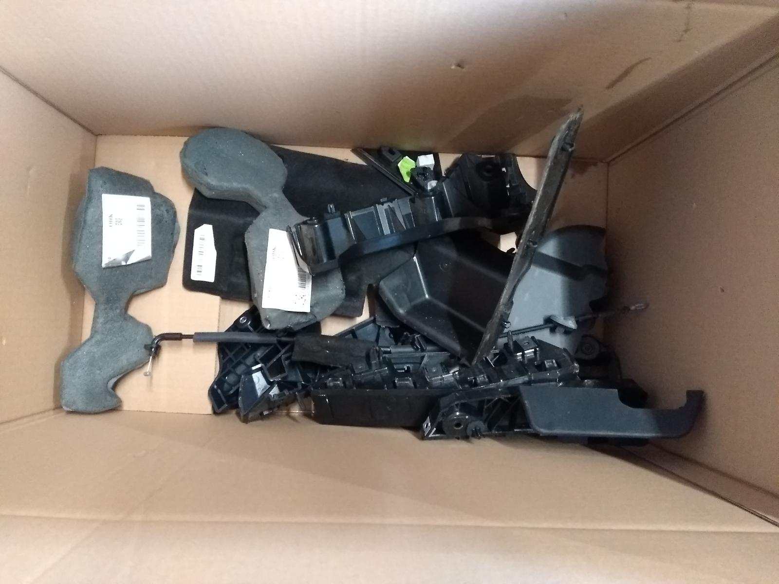 2024 FORD TOURNEO COURIER VOORKOP COMPLEET View Auto part VOORKOP COMPLEET FORD TOURNEO COURIER 2024