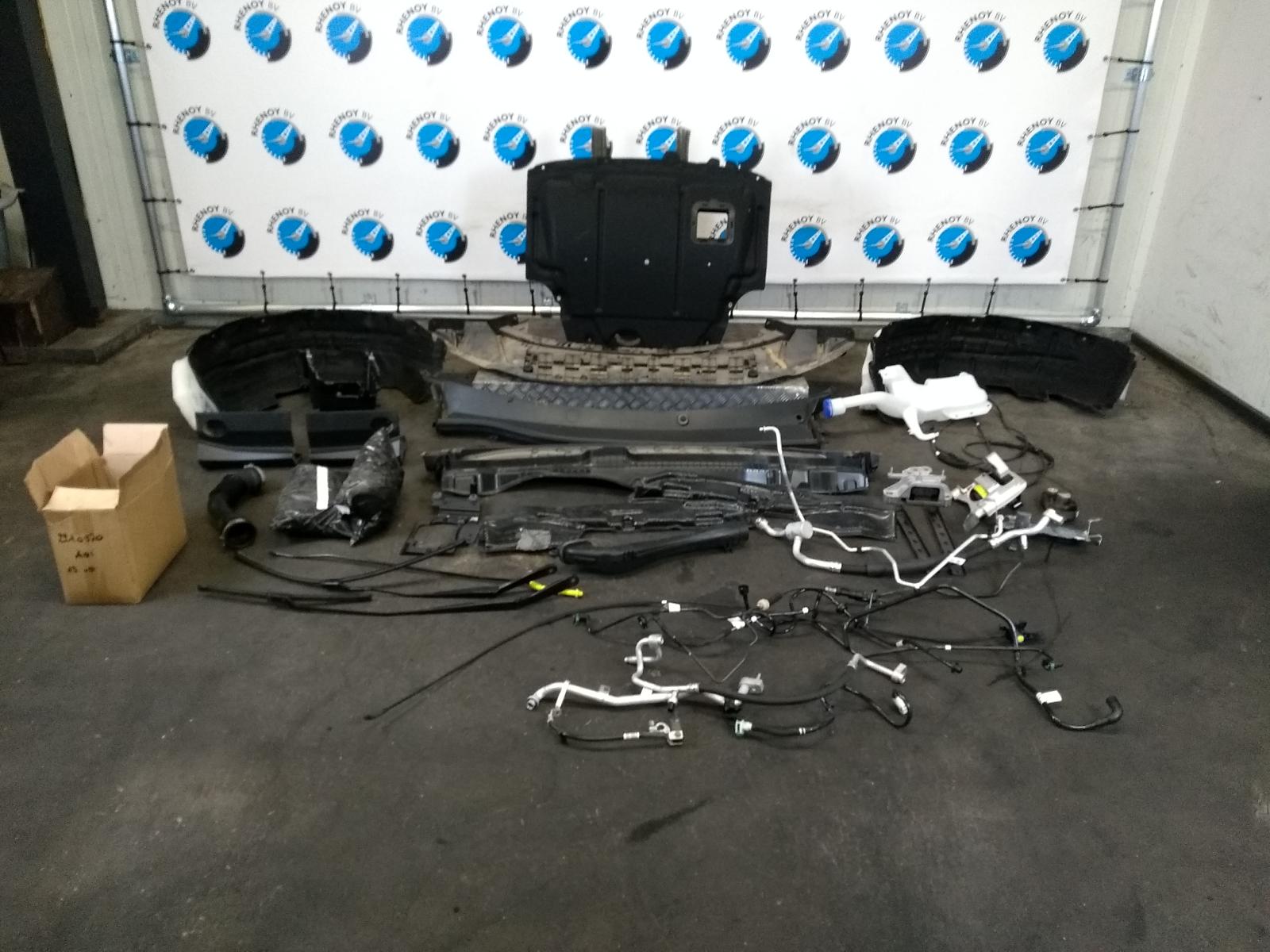 2024 FORD TOURNEO COURIER VOORKOP COMPLEET View Auto part VOORKOP COMPLEET FORD TOURNEO COURIER 2024