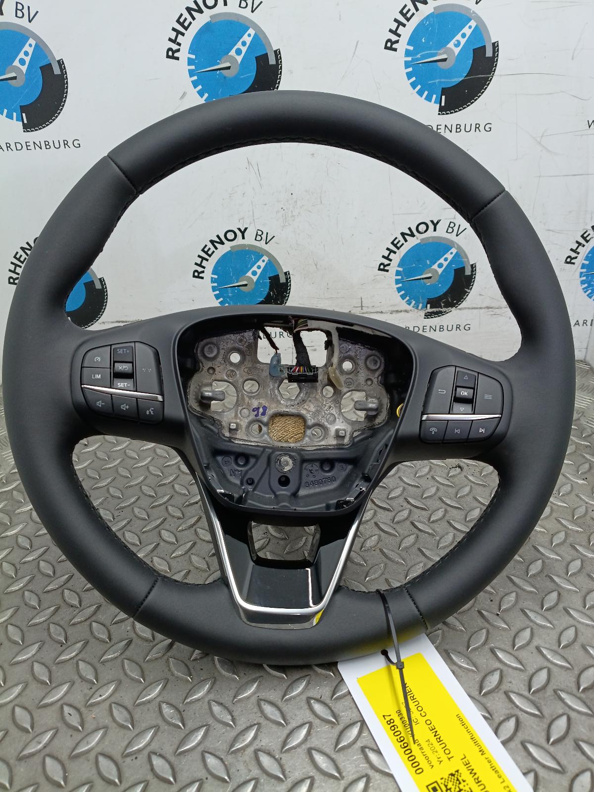 Bekijk Auto-onderdeel STUURWIEL FORD TOURNEO COURIER 2024