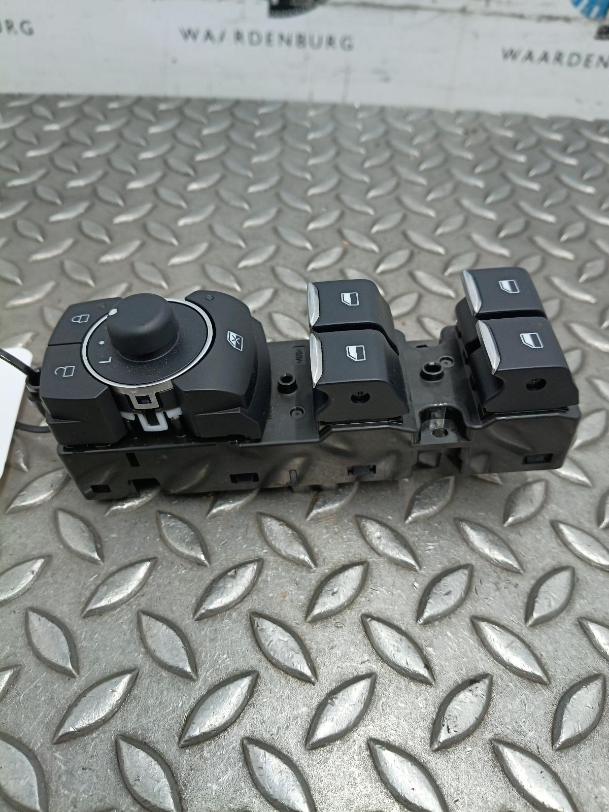 View Auto part SCHAKELAAR  ELEKTRISCHE RAMEN FORD TOURNEO COURIER 2024