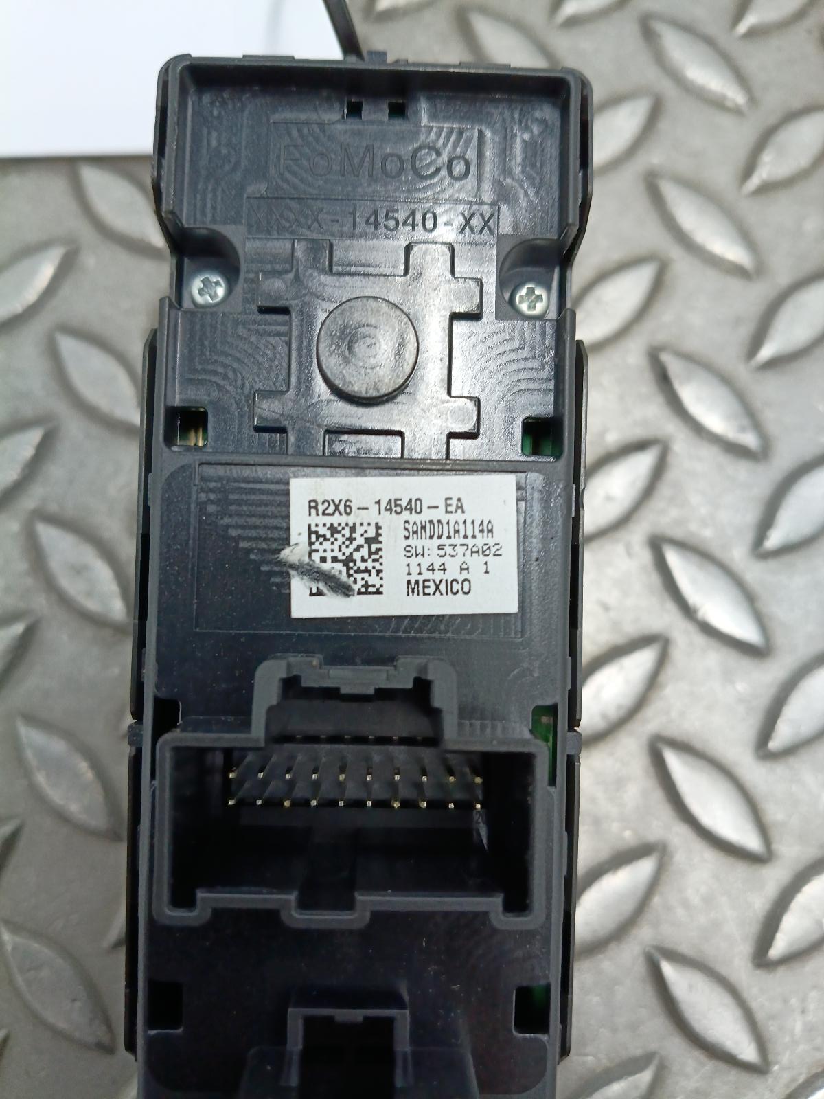 2024 FORD TOURNEO COURIER SCHAKELAAR ELEKTRISCHE RAMEN View Auto part SCHAKELAAR ELEKTRISCHE RAMEN FORD TOURNEO COURIER 2024
