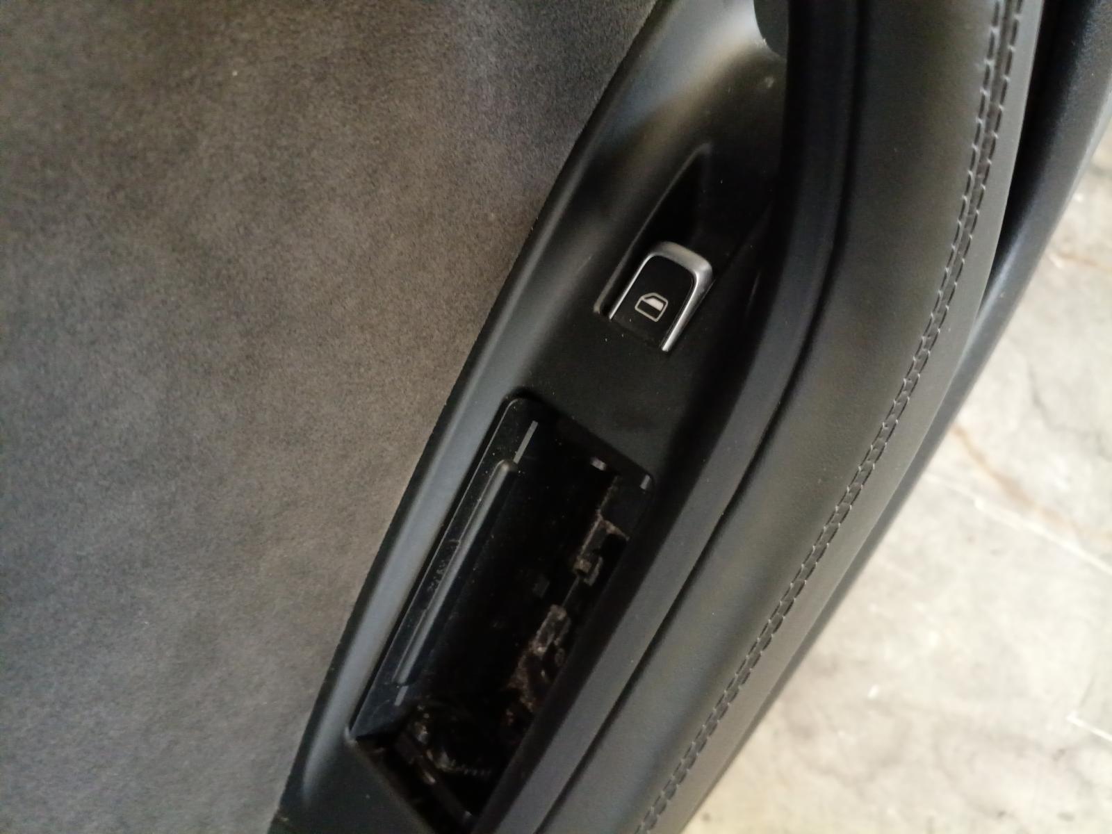 2016 AUDI A6 INTERIEUR COMPLEET View Auto part INTERIEUR COMPLEET AUDI A6 2016