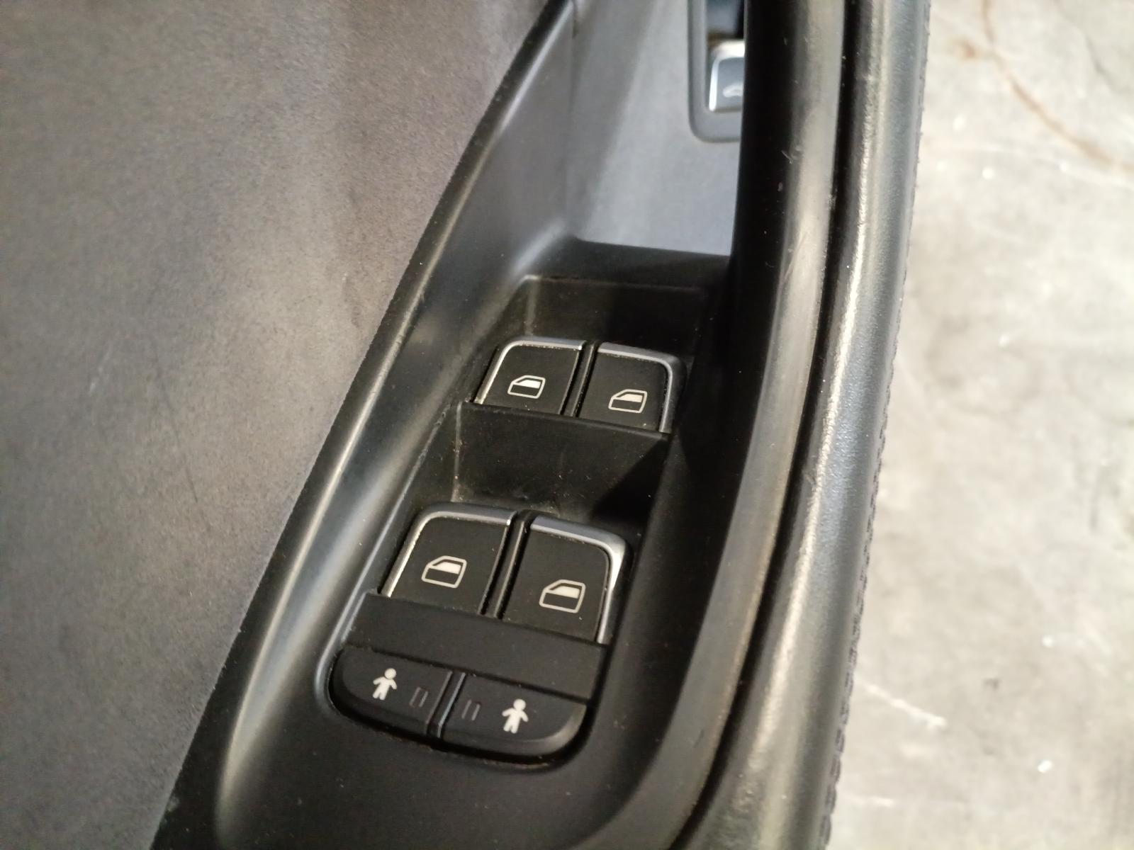 2016 AUDI A6 INTERIEUR COMPLEET View Auto part INTERIEUR COMPLEET AUDI A6 2016