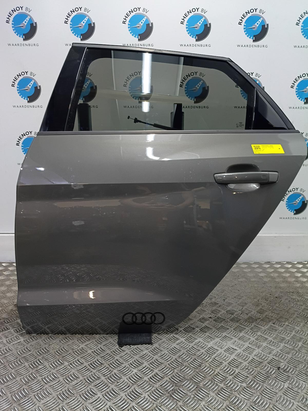 Bekijk Auto-onderdeel PORTIER LA  AUDI A1 2019