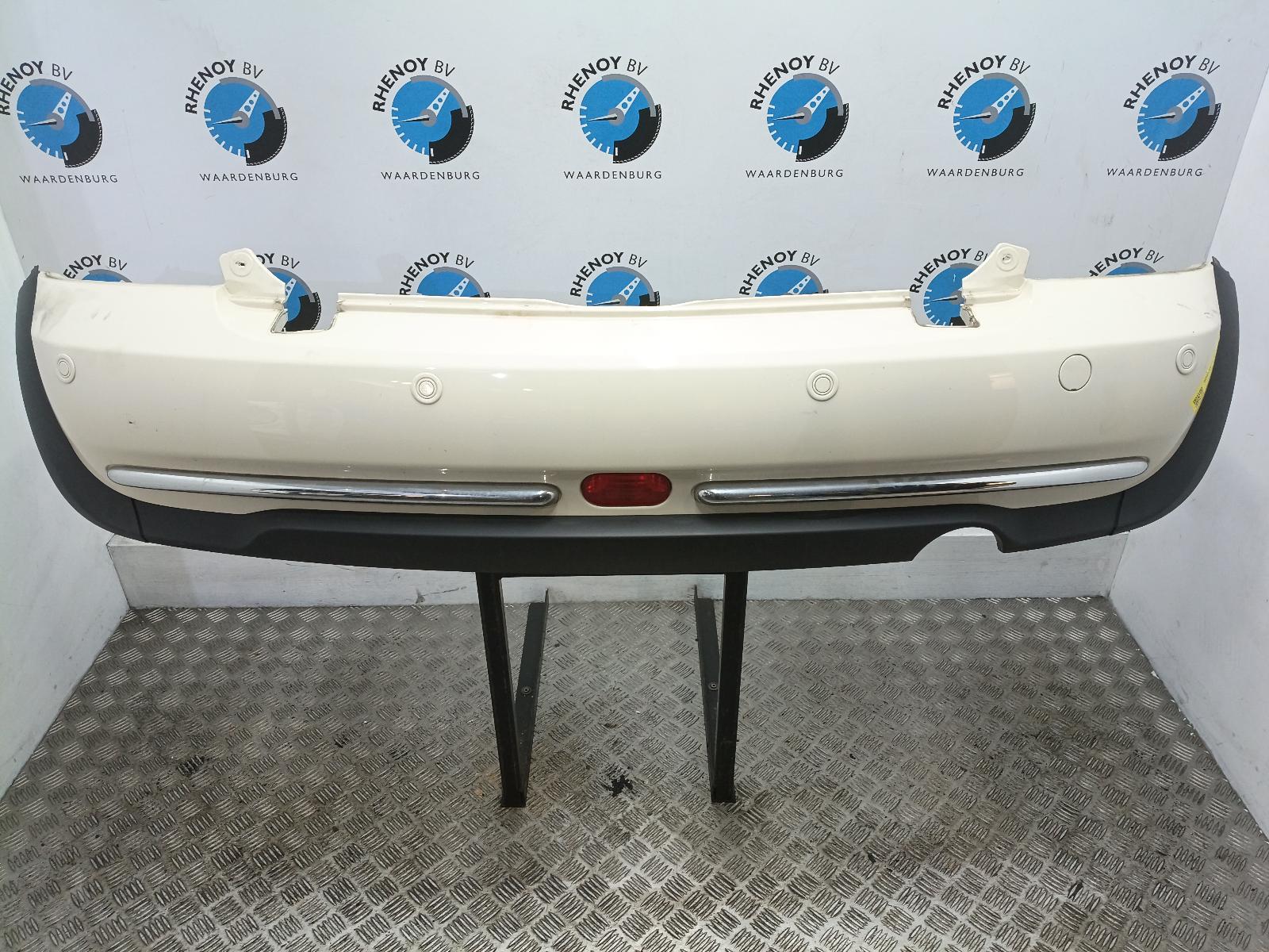 Bekijk Auto-onderdeel BUMPER ACHTER MINI (BMW) MINI 2006