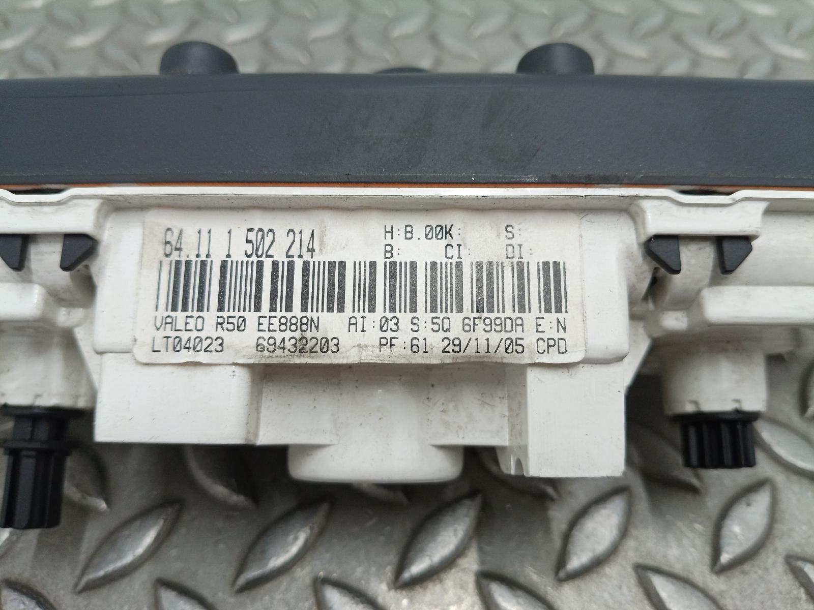 2006 MINI (BMW) MINI KACHEL BEDIENINGSPANEEL View Auto part KACHEL BEDIENINGSPANEEL MINI (BMW) MINI 2006