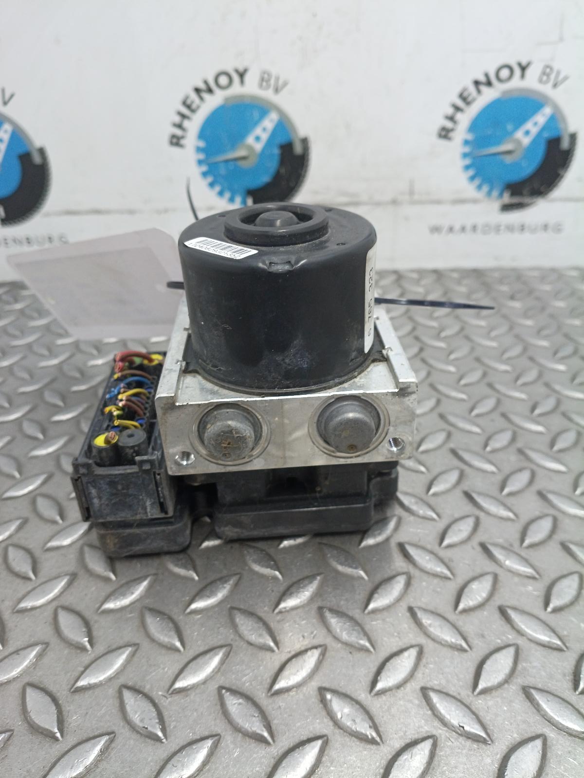 2006 MINI (BMW) MINI ABS POMP View Auto part ABS POMP MINI (BMW) MINI 2006