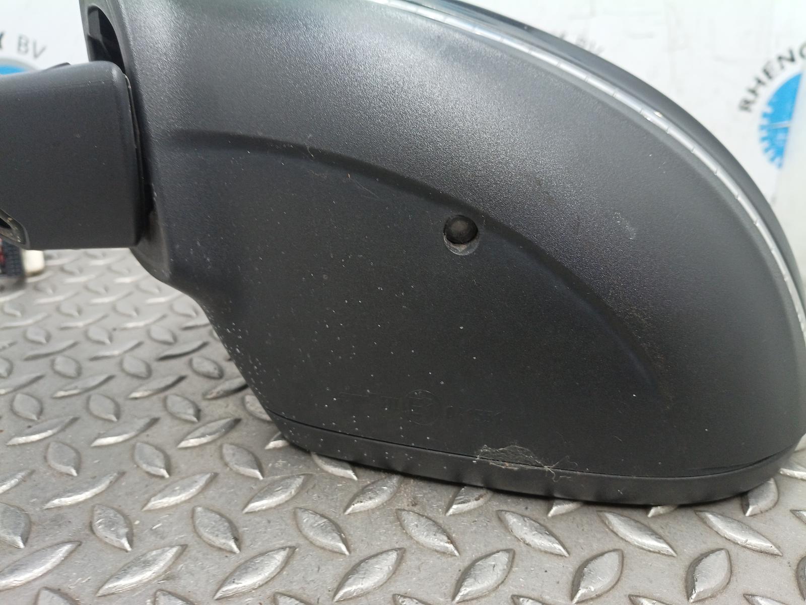 View Auto part SPIEGEL L VOLKSWAGEN GOLF 2022