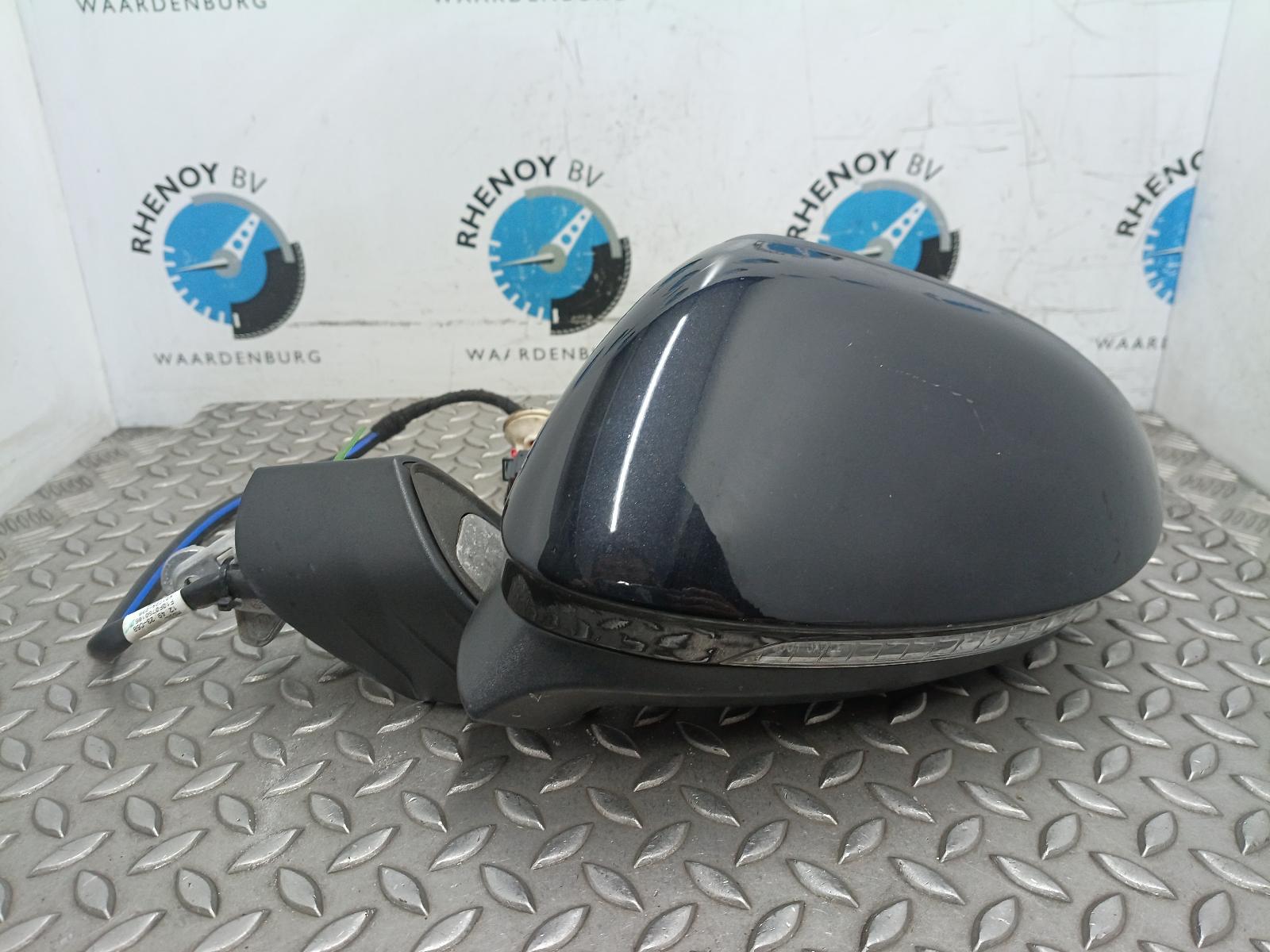 View Auto part SPIEGEL L VOLKSWAGEN GOLF 2022