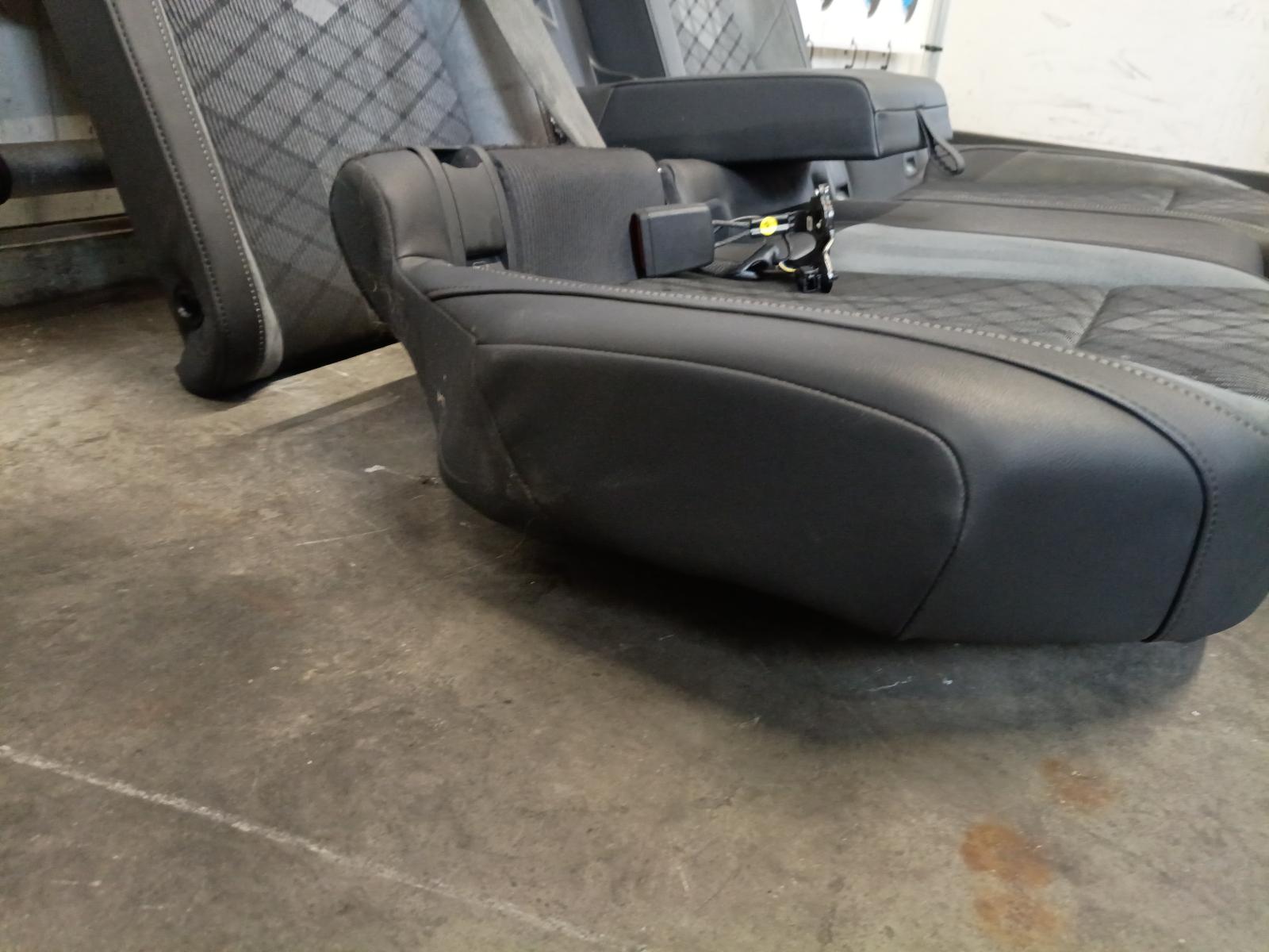View Auto part INTERIEUR COMPLEET VOLKSWAGEN GOLF 2022
