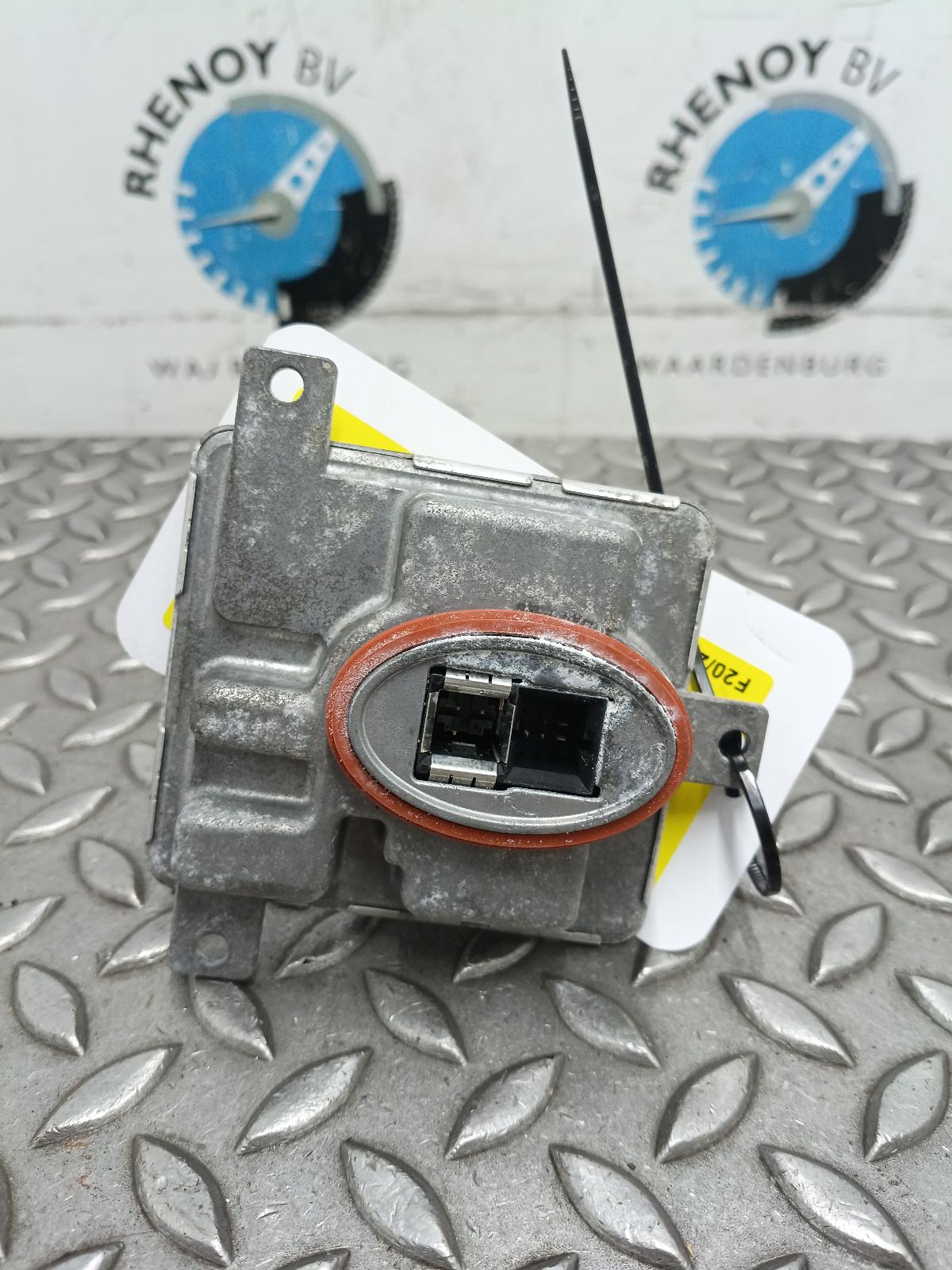 Bekijk Auto-onderdeel XENON STUURAPPARAAT BMW 1 SERIES 2012