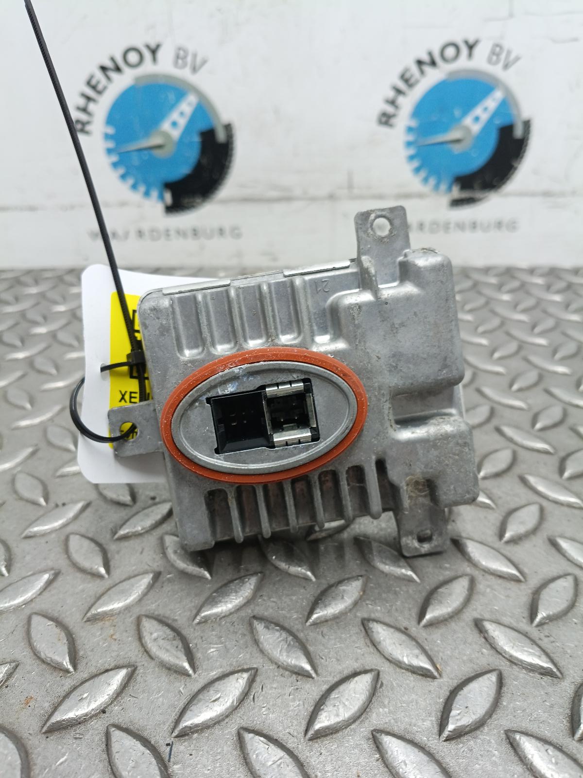 Bekijk Auto-onderdeel XENON STUURAPPARAAT BMW 1 SERIES 2012