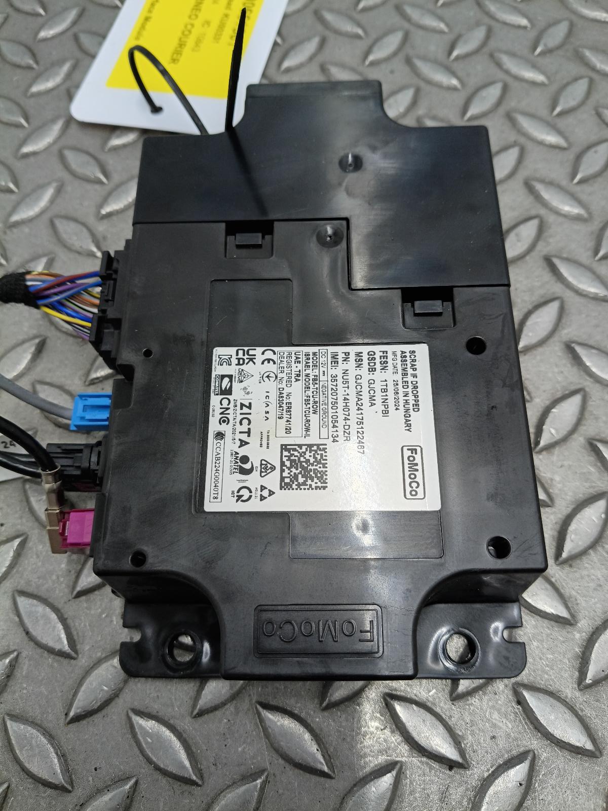 Bekijk Auto-onderdeel COMPUTER ECU FORD TOURNEO COURIER 2024