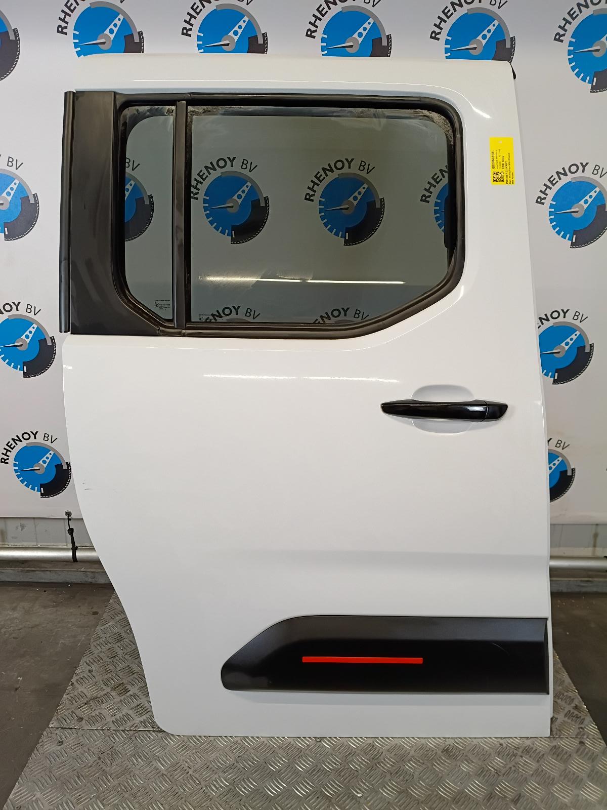 Bekijk Auto-onderdeel PORTIER ZIJKANT  CITROEN BERLINGO 2025