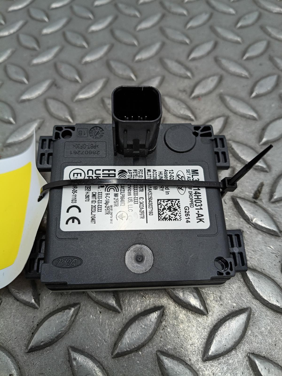 Bekijk Auto-onderdeel SENSOR RADAR FORD PUMA 2025