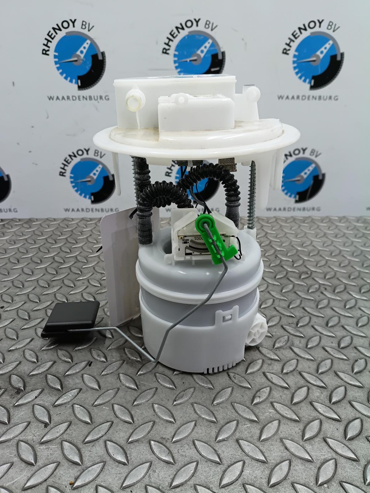 Bekijk Auto-onderdeel BRANDSTOF POMP (IN TANK)  PEUGEOT 208 2025