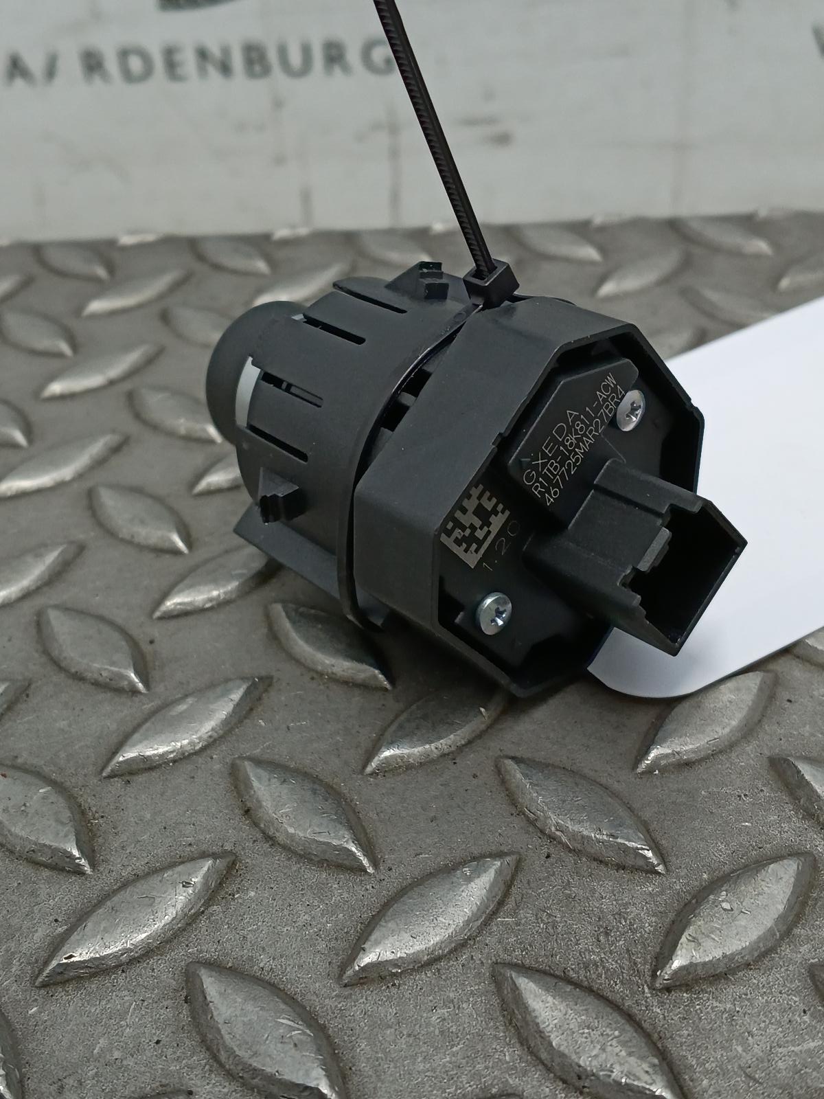 View Auto part RADIO FORD PUMA 2025