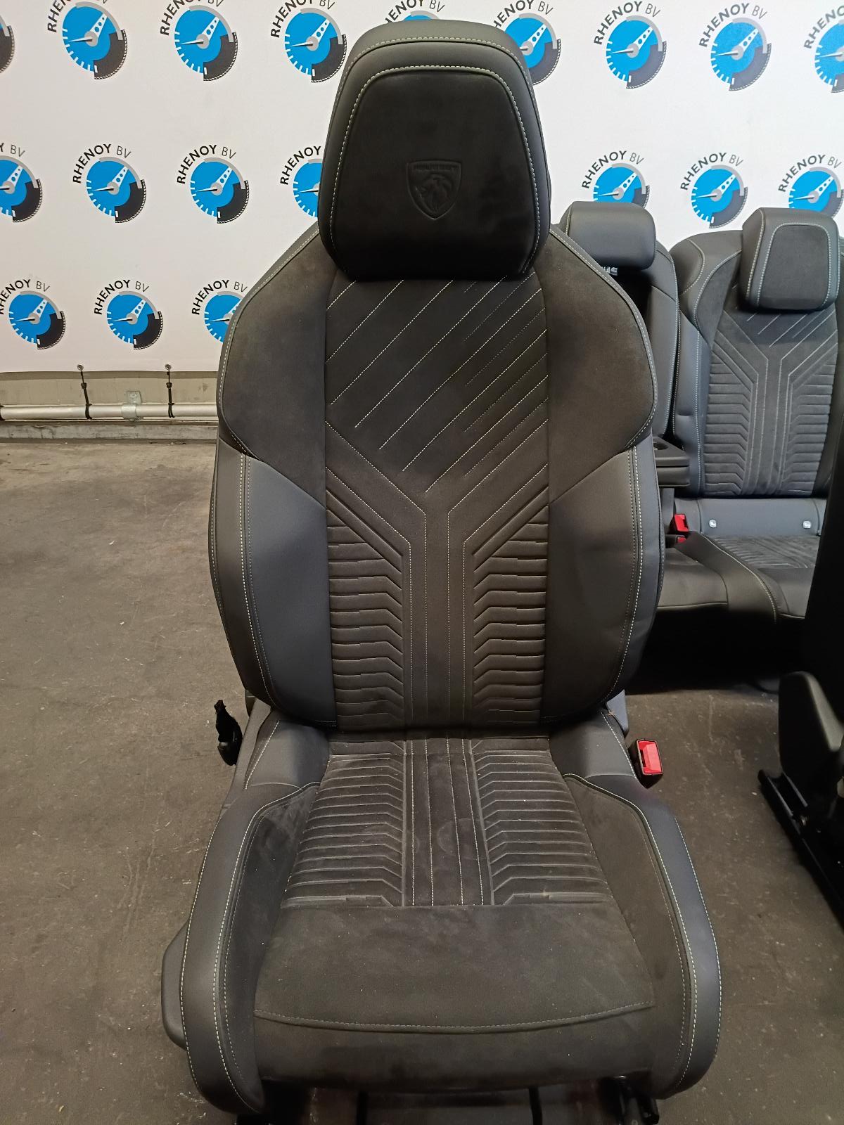 View Auto part INTERIEUR COMPLEET PEUGEOT 5008 2024