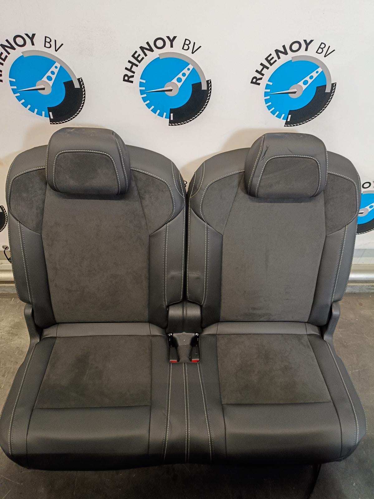 View Auto part INTERIEUR COMPLEET PEUGEOT 5008 2024