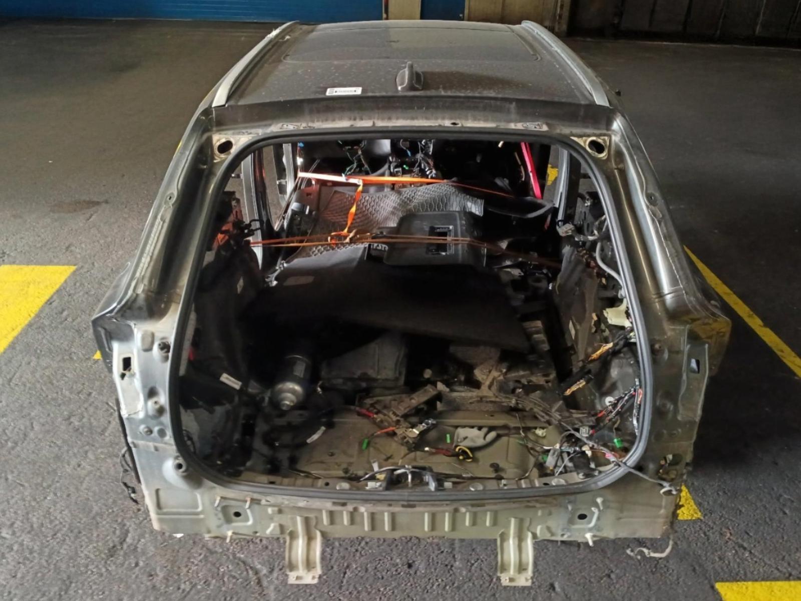 2018 VOLVO XC60 ACHTERKANT AUTO COMPLEET View Auto part ACHTERKANT AUTO COMPLEET VOLVO XC60 2018
