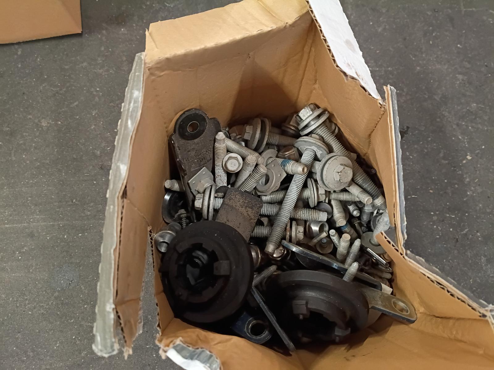 View Auto part VOORKOP COMPLEET FORD KUGA 2024